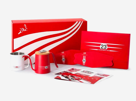 与多品牌开展深入合作、联名等