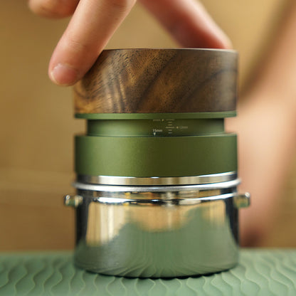 Freedom self-gravity powder distributor